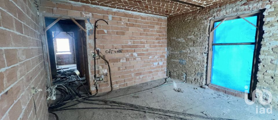 Country home 10 rooms of 437 m² in Masio (15024)