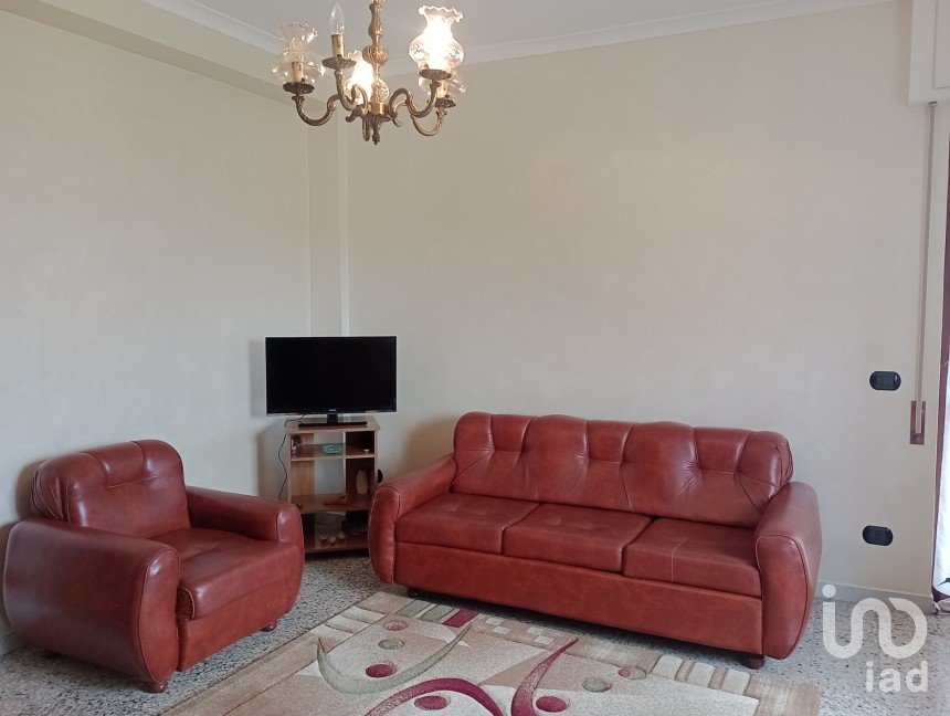 Appartamento 7 locali di 93 m² a Lamezia Terme (88046)