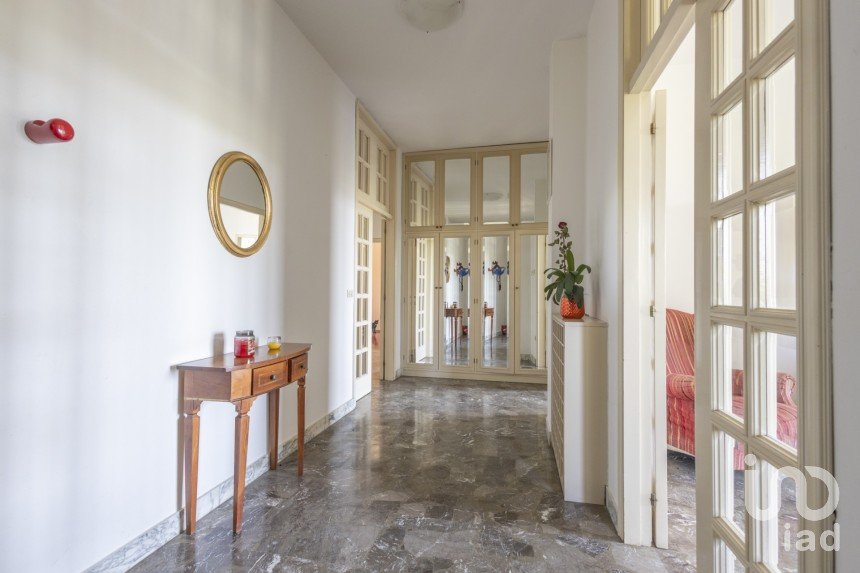 Apartment 7 rooms of 186 m² in Civitanova Marche (62012)