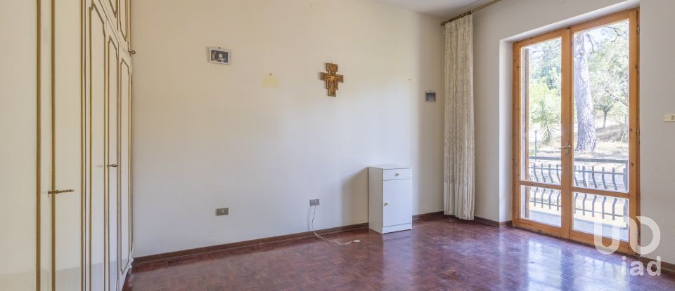 Apartment 7 rooms of 186 m² in Civitanova Marche (62012)