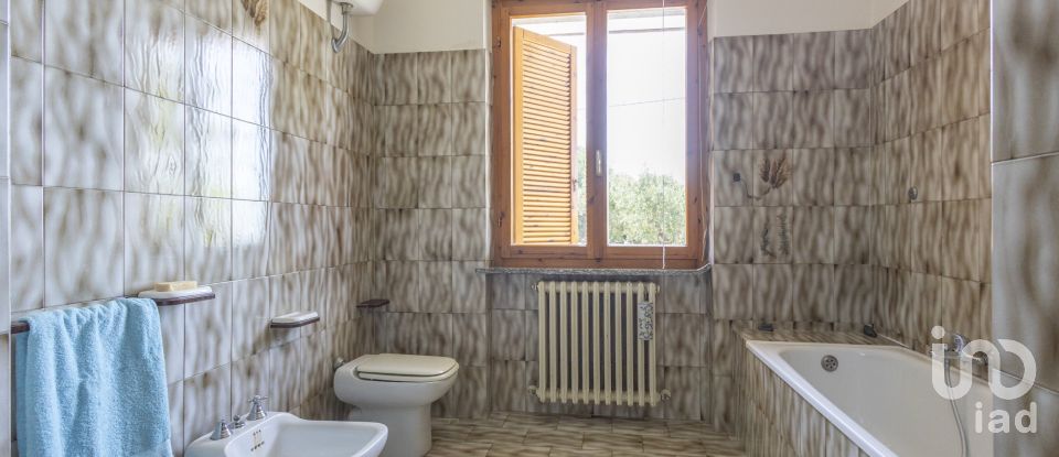 Apartment 7 rooms of 186 m² in Civitanova Marche (62012)