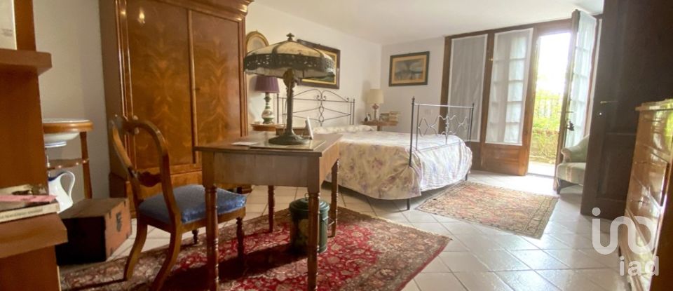 Casa indipendente 9 locali di 257 m² in Massarosa (55054)