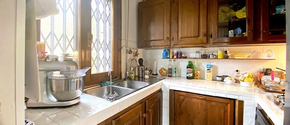 Casa indipendente 9 locali di 257 m² in Massarosa (55054)