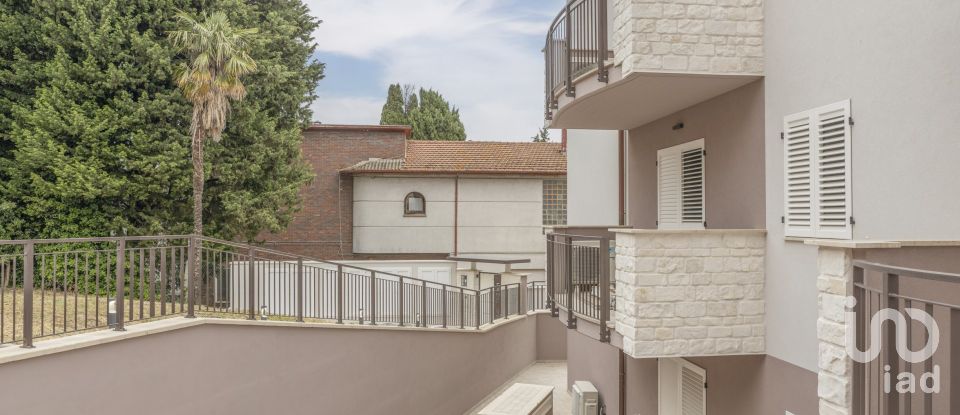 Appartamento 0 locali di 100 m² a Castelfidardo (60022)