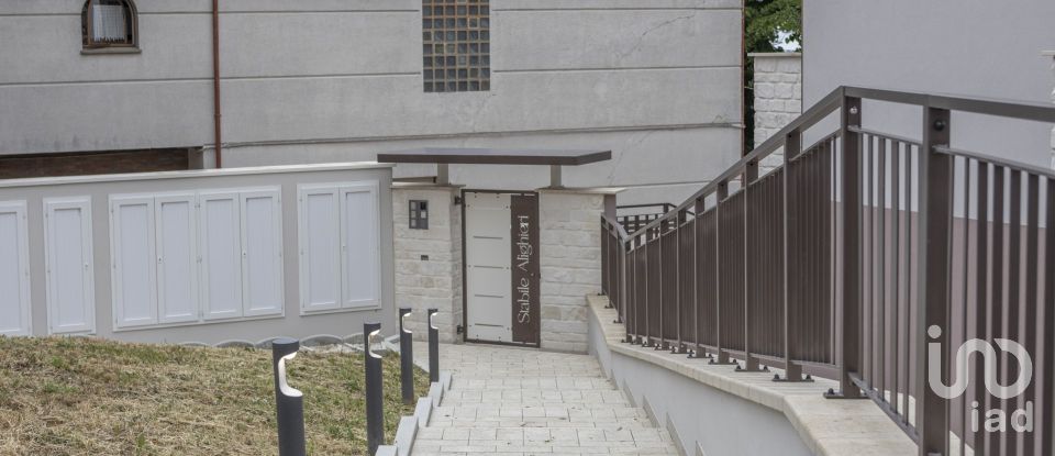 Appartamento 0 locali di 100 m² a Castelfidardo (60022)