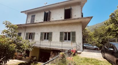 Casa indipendente / Villa 8 locali di 155 m² in Borzonasca (16041)