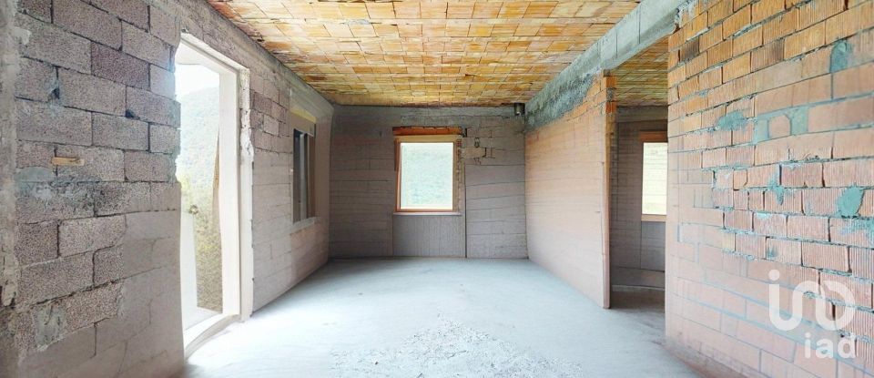 Casa indipendente / Villa 8 locali di 155 m² in Borzonasca (16041)