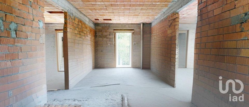 Casa indipendente / Villa 8 locali di 155 m² in Borzonasca (16041)