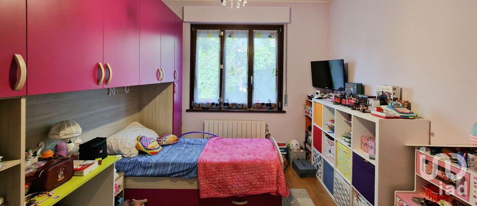 Apartment 5 rooms of 140 m² in Montecosaro (62010)