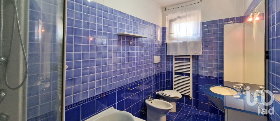 Casale 7 locali di 275 m² in Recanati (62019)