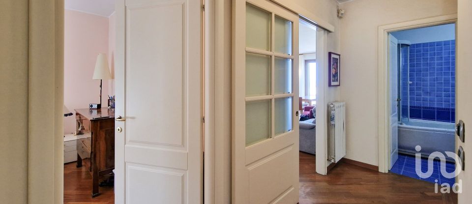 Casale 7 locali di 275 m² in Recanati (62019)