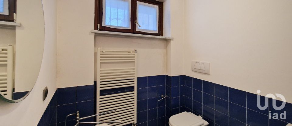 Casale 7 locali di 275 m² in Recanati (62019)