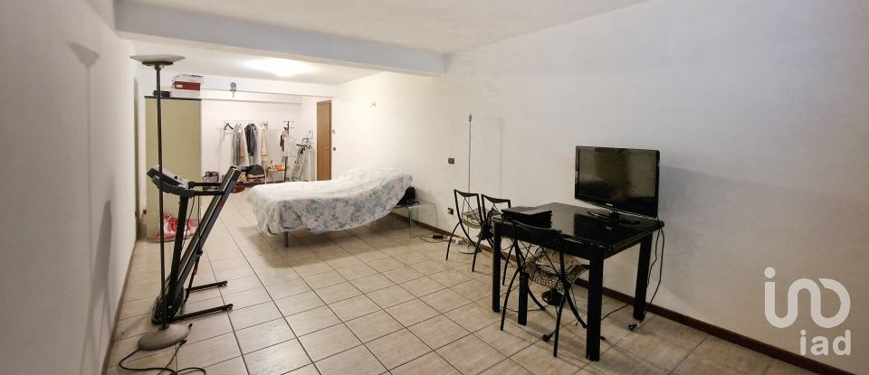Casale 7 locali di 275 m² in Recanati (62019)
