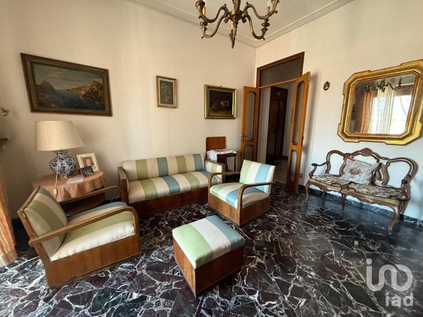 Apartment 9 rooms of 150 m² in Arezzo (52100)