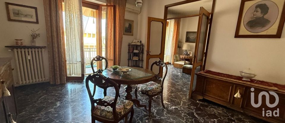 Apartment 9 rooms of 150 m² in Arezzo (52100)