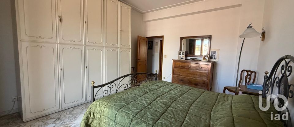 Apartment 9 rooms of 150 m² in Arezzo (52100)