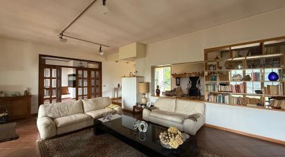 Casale 27 locali di 1.000 m² in Arezzo (52100)