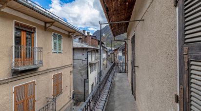 Costruzione di 275 m² in Vernante (12019)