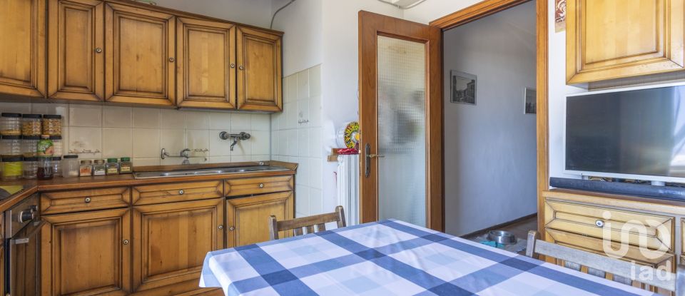 Appartamento 5 locali di 150 m² a Osimo (60027)