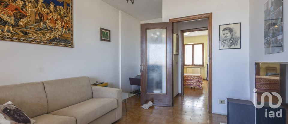 Appartamento 5 locali di 150 m² a Osimo (60027)