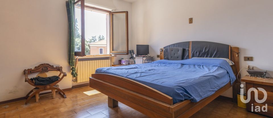 Appartamento 5 locali di 150 m² a Osimo (60027)