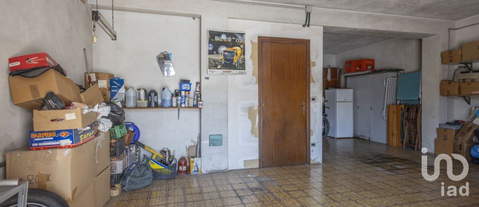 Appartamento 5 locali di 150 m² a Osimo (60027)