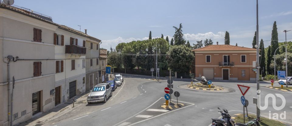 Appartamento 5 locali di 150 m² a Osimo (60027)
