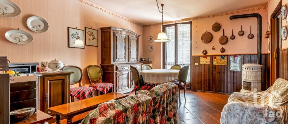 Casa indipendente 15 locali di 400 m² in Boves (12012)