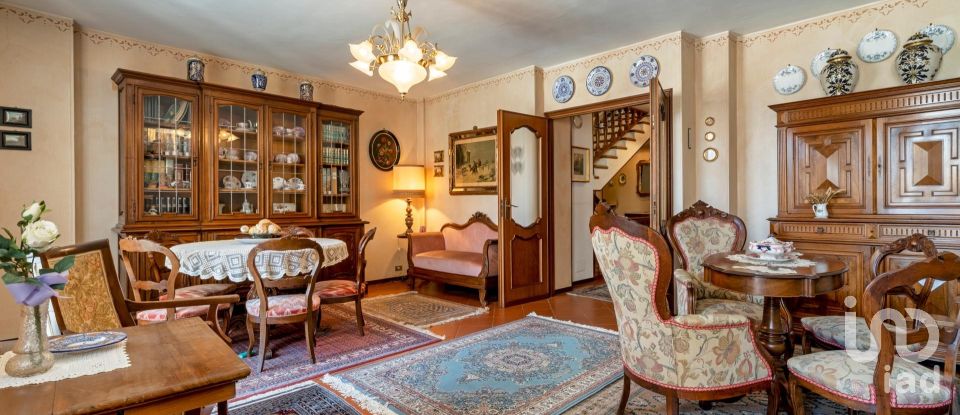 Casa indipendente 15 locali di 400 m² in Boves (12012)