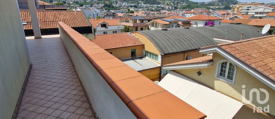 Appartamento 5 locali di 106 m² a Montesilvano (65015)