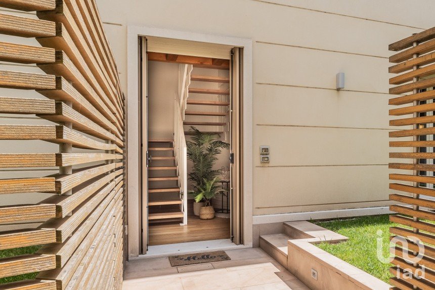 Townhouse 9 rooms of 240 m² in Vicenza (36100)