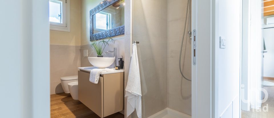 Townhouse 9 rooms of 240 m² in Vicenza (36100)