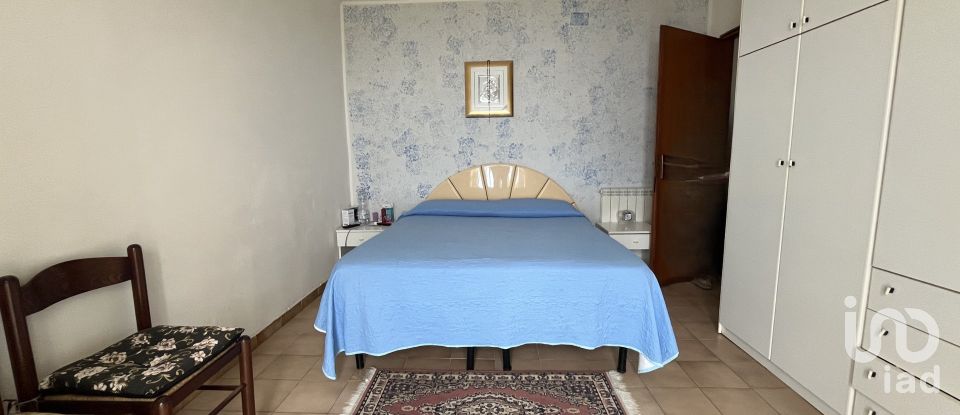 Casa indipendente 5 locali di 251 m² in - (87030)