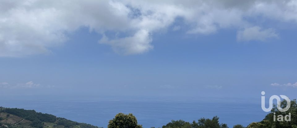 Casa indipendente 5 locali di 251 m² in - (87030)