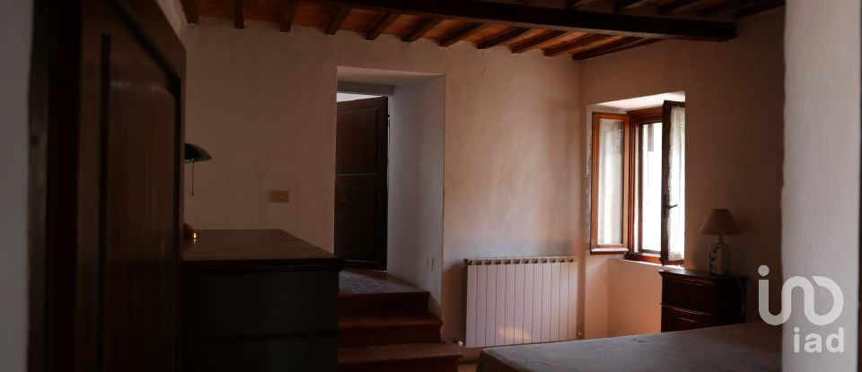 Townhouse 7 rooms of 227 m² in Panicale (06064)
