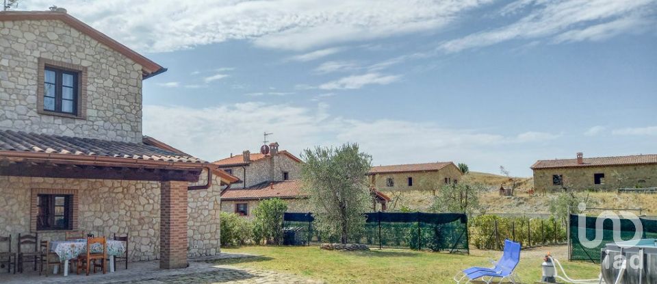 Casa indipendente / Villa 4 locali di 115 m² in Volterra (56048)