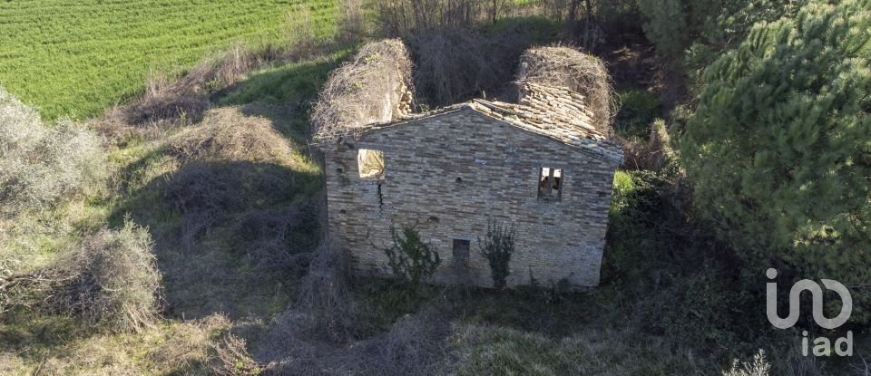 Country home 3 rooms of 190 m² in Montecosaro (62010)