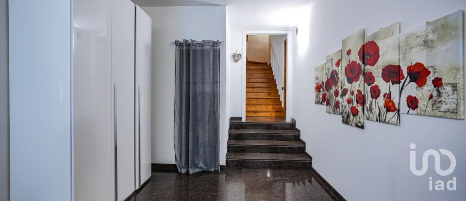 House 8 rooms of 343 m² in Portomaggiore (44015)
