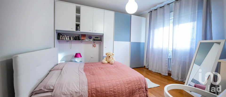 House 8 rooms of 343 m² in Portomaggiore (44015)