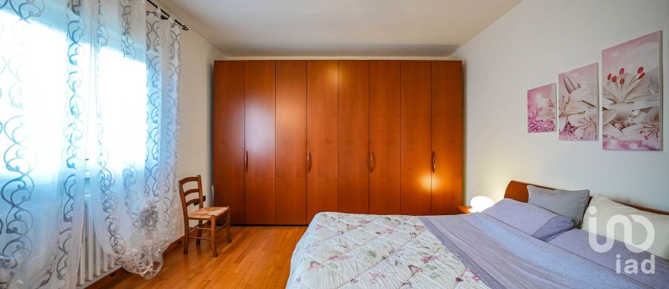 House 8 rooms of 343 m² in Portomaggiore (44015)