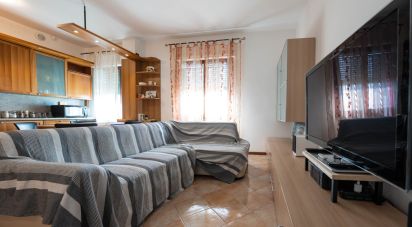 Four-room apartment of 107 m² in Brescia (25132)