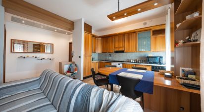 Four-room apartment of 107 m² in Brescia (25132)