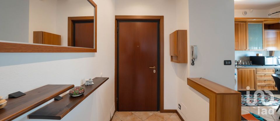 Four-room apartment of 107 m² in Brescia (25132)