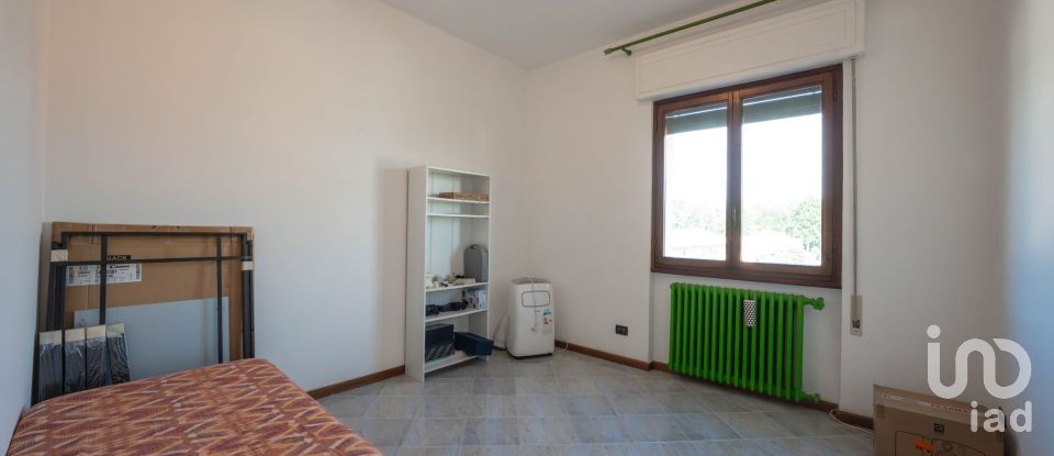 Four-room apartment of 107 m² in Brescia (25132)