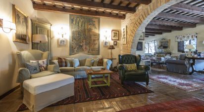 Casale 14 locali di 400 m² in Porto Recanati (62017)