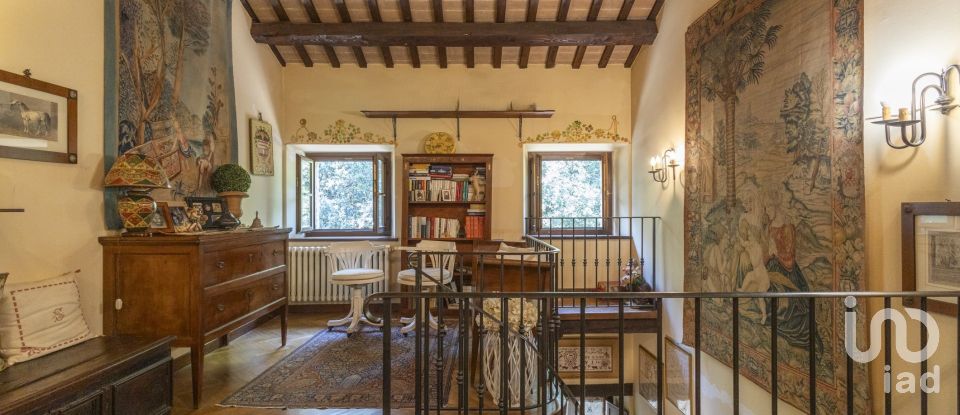 Casale 14 locali di 400 m² in Porto Recanati (62017)