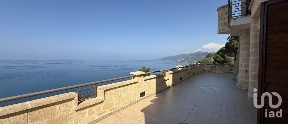 Farm 0 rooms of 452 m² in Cefalù (90015)