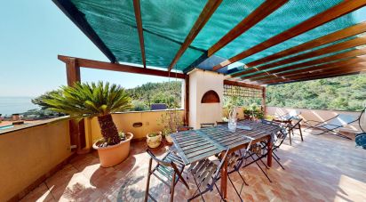 Loft 6 locali di 105 m² a Varazze (17019)