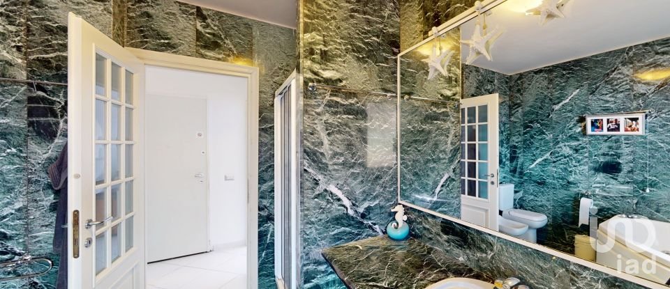 Loft 6 locali di 105 m² a Varazze (17019)