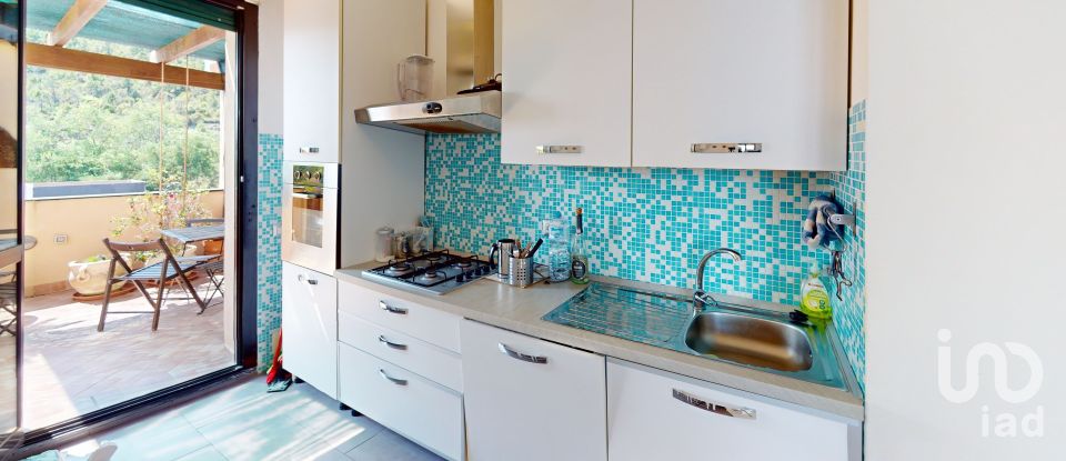 Loft 6 locali di 105 m² a Varazze (17019)